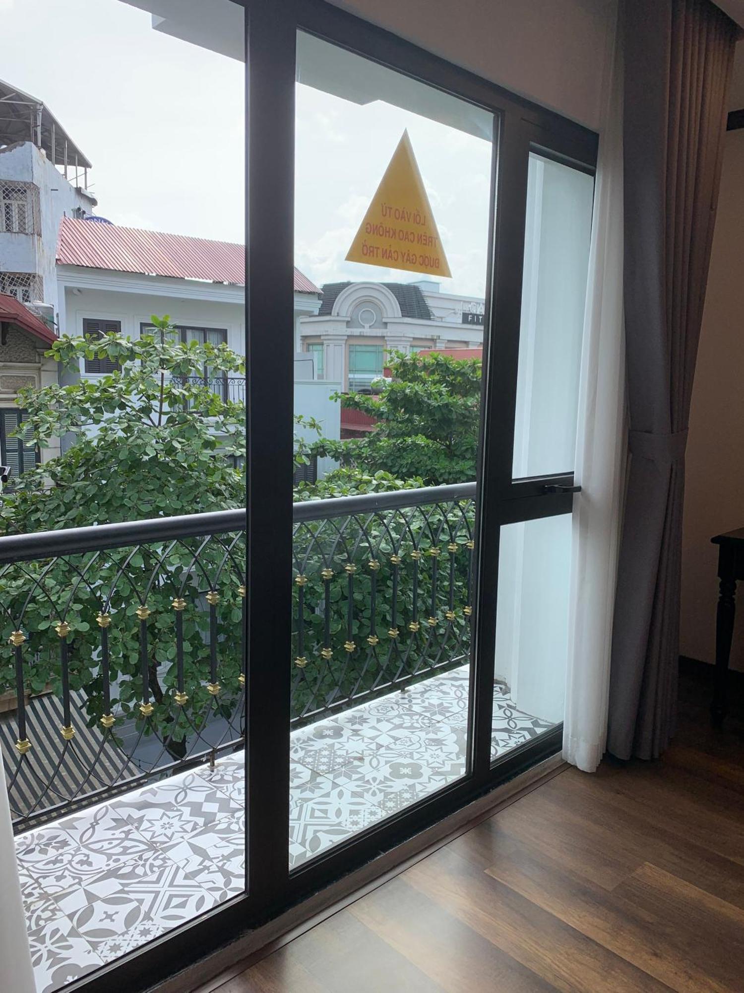 Aquarius Premium Hotel Hanoi Exterior photo